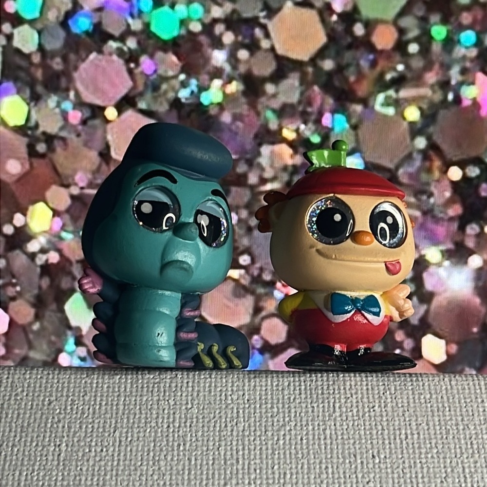 Disney | Doorables | Caterpillar & Tweedle Dum | Alice and Wonderland
